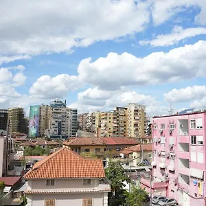 ogis-central-tirana.albaniahotels.org/